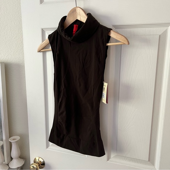 NWT Spanx Sleeveless Turtleneck Size XL Bittersweet On Top and in Control Brown - Picture 3 of 10